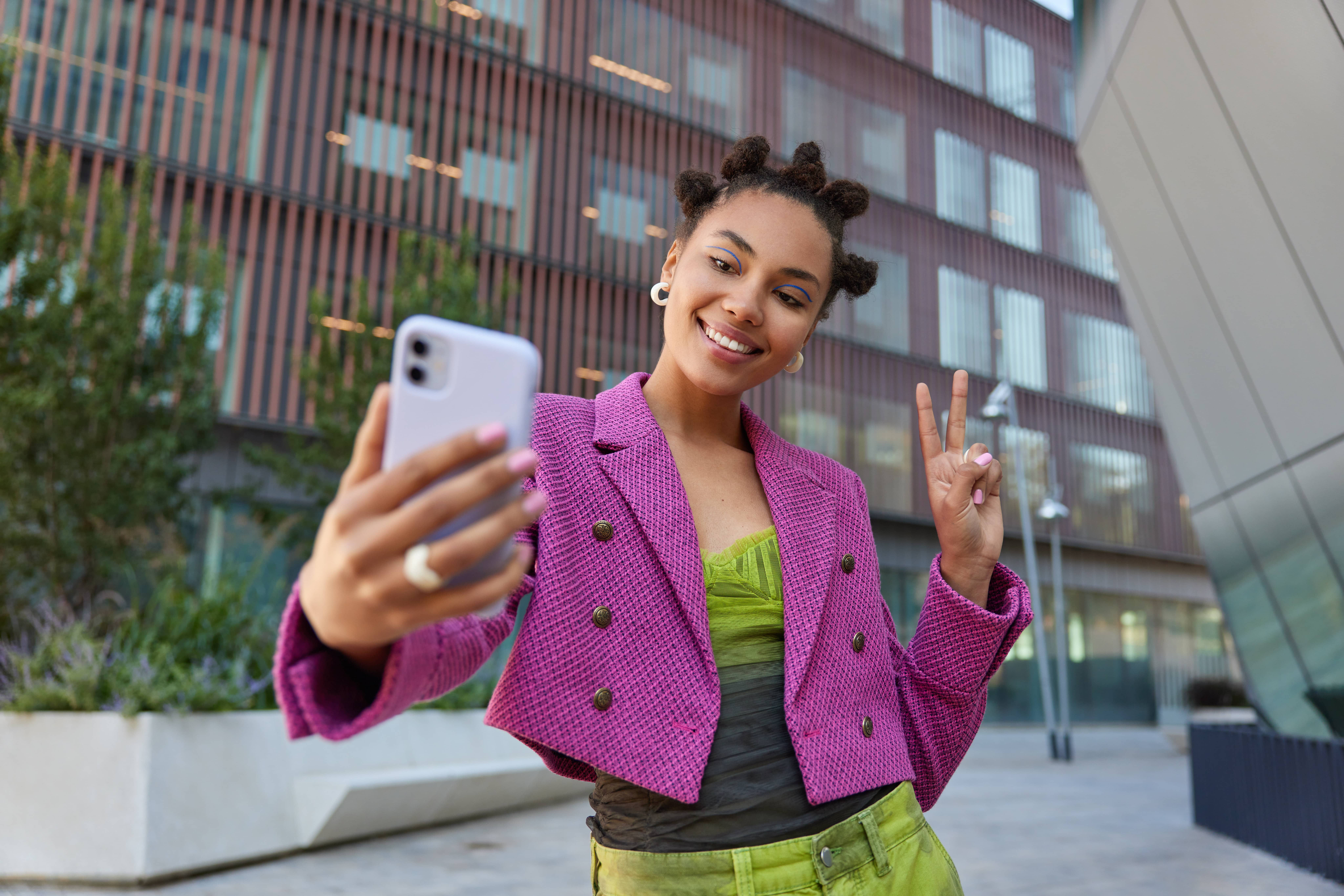 Cómo llegar a nuevos clientes usando el influencer marketing